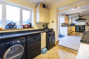 Kitchen/Diner- click for photo gallery